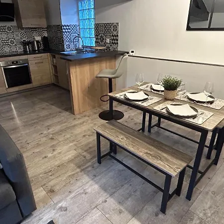 Appartement Le 23 - Bel De Caractère Au Centre Historique Clermont-Ferrand